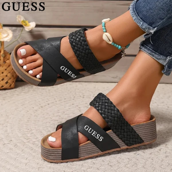 ᏀUᎬᏚᏚ - Sandale